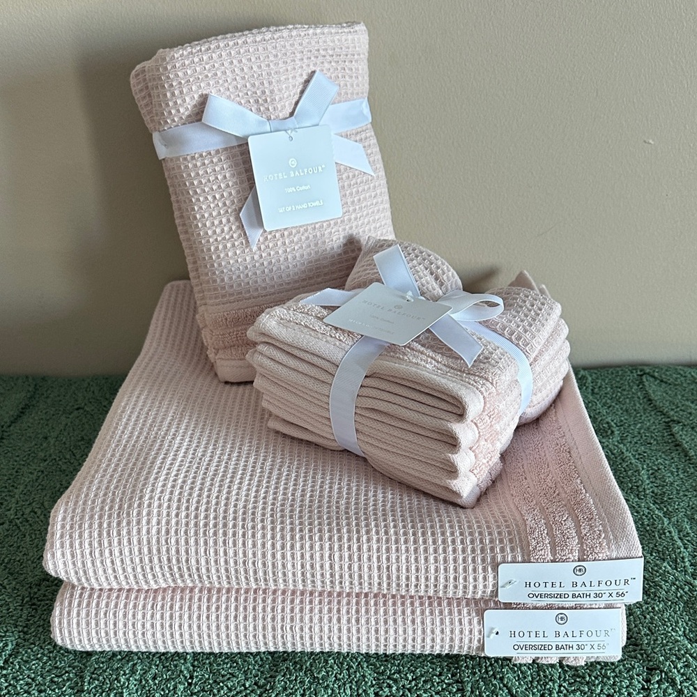 Hotel Balfour Oversized Bath Towels Washcloths Hand Blush Pink NEW!